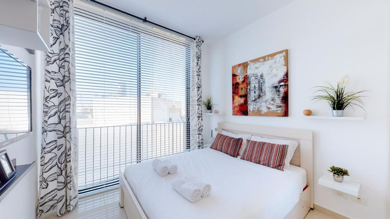 Stylish 1Br Flat For 4 Ppl In Allenby By Holyguest Tel-Aviv Extérieur photo