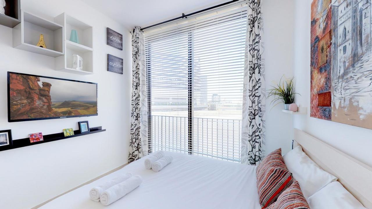 Stylish 1Br Flat For 4 Ppl In Allenby By Holyguest Tel-Aviv Extérieur photo